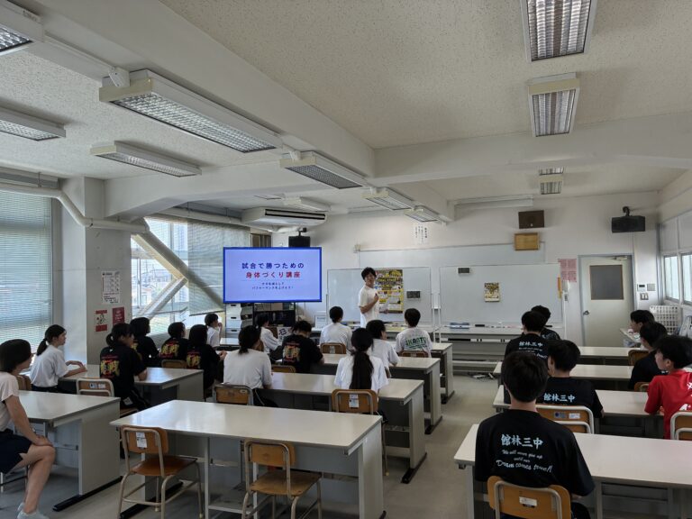 館林第三中学校ストレッチ教室の様子